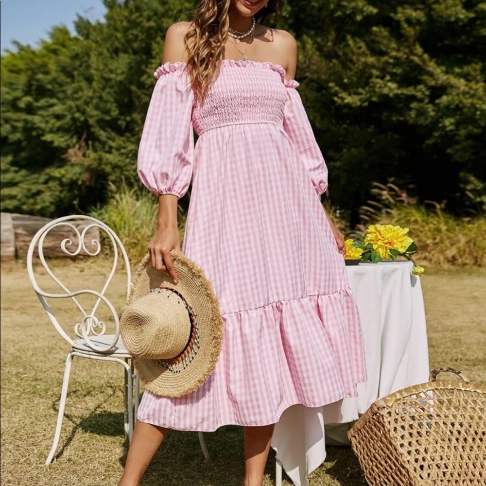 Off the shoulder dress - Picture 1 of 9